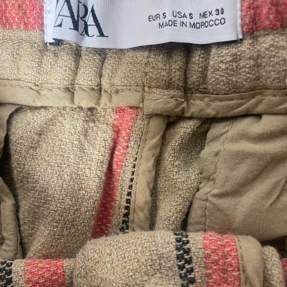 Casual Tan and Red Striped Shorts - Picture 6 of 6